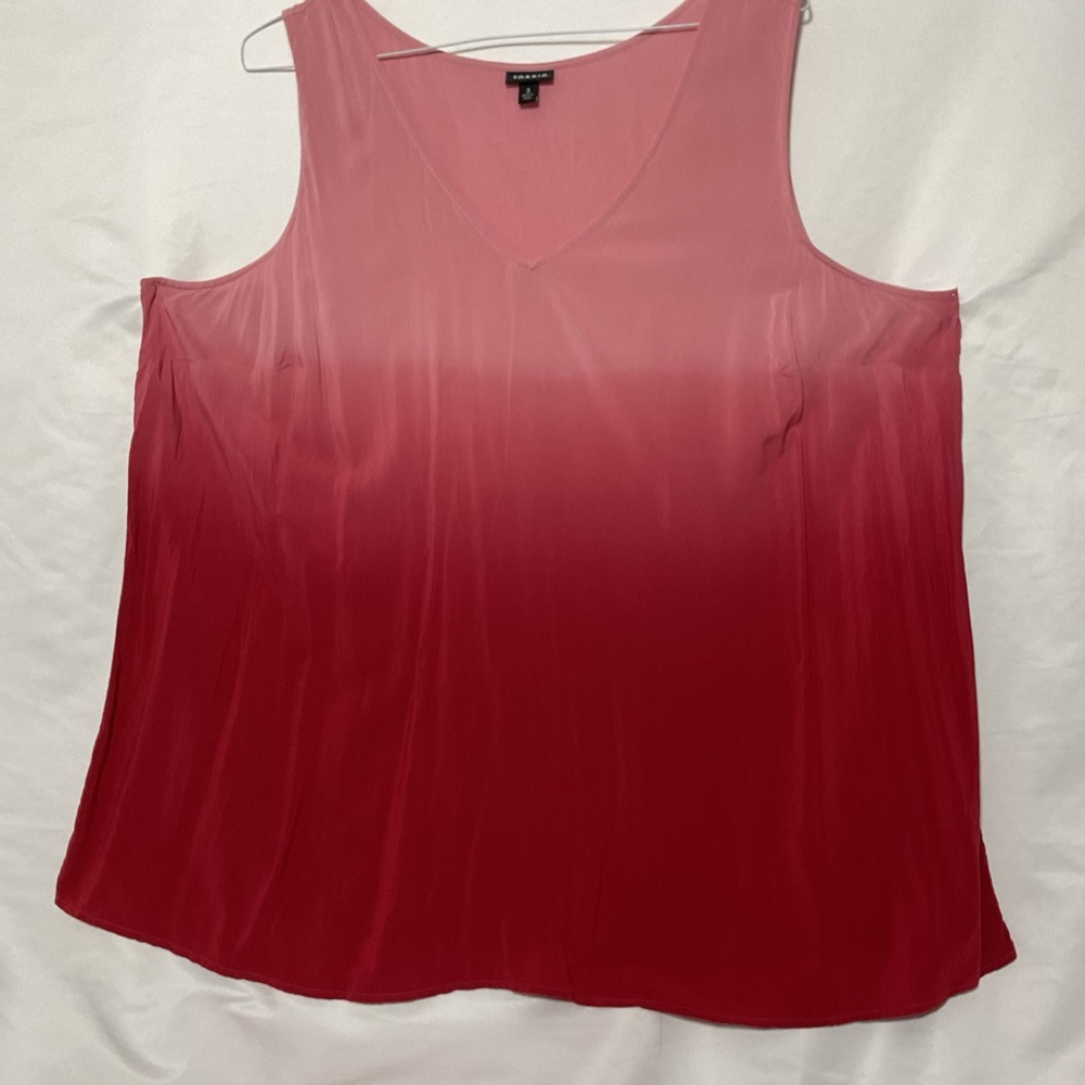 torrid Ombre Rose to Deep Red V-Neck Sleeveless Top